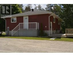 671 HASTINGS STREET N, Bancroft, Ontario