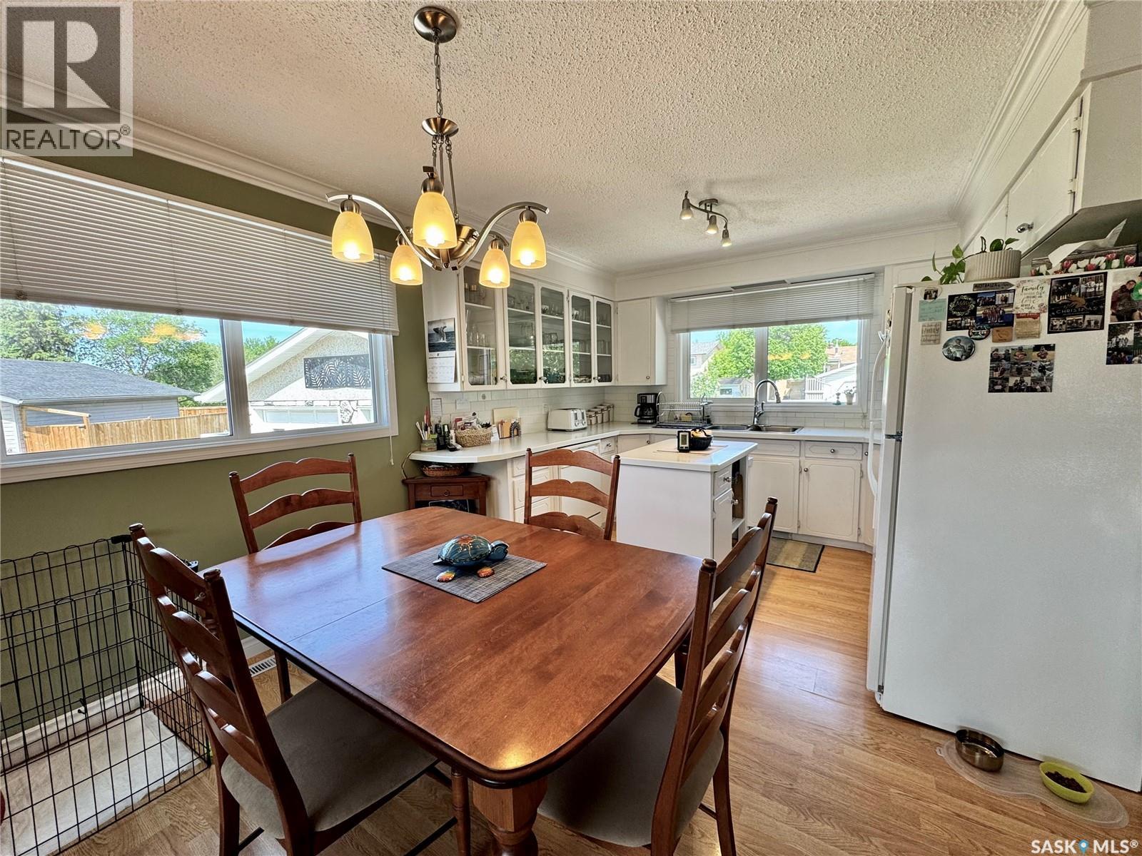 1430 Sibbald Crescent, Prince Albert, Saskatchewan S6V 6B4 - Photo 4 - SK039593