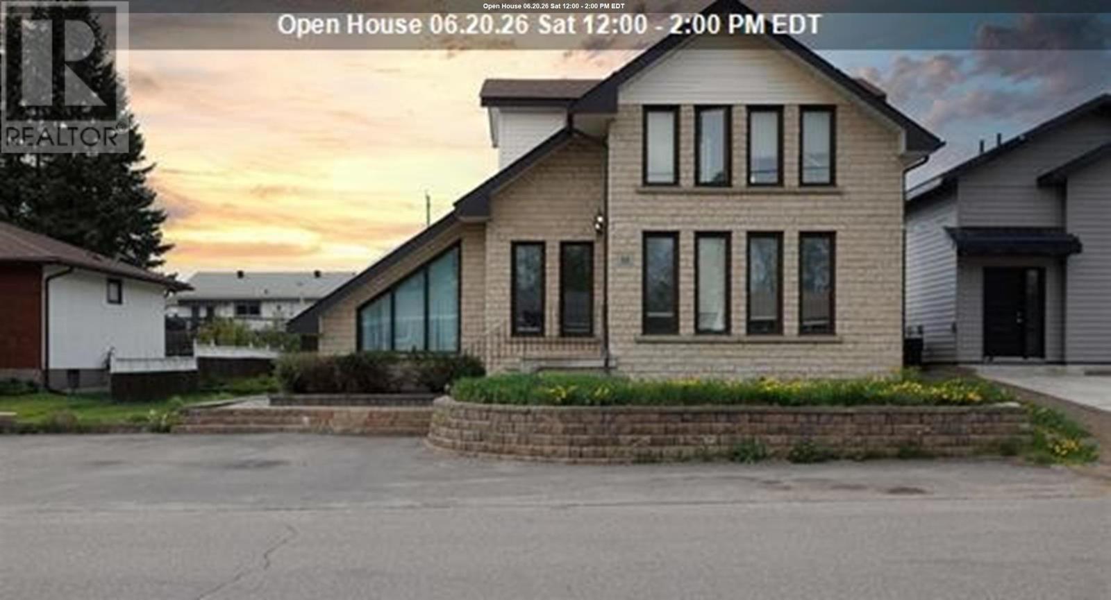 88 Carl Ave, Thunder Bay, Ontario  P7B 4Z5 - Photo 1 - TB2601535