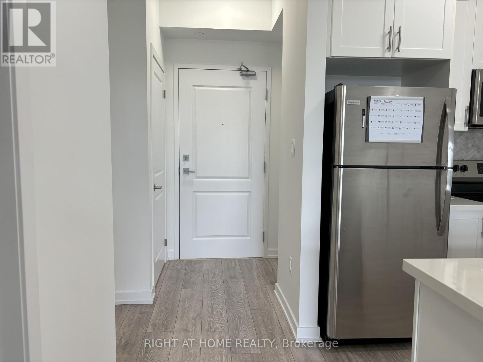 519 - 125 Shoreview Place, Hamilton, Ontario  L8K 0K3 - Photo 5 - X13452242