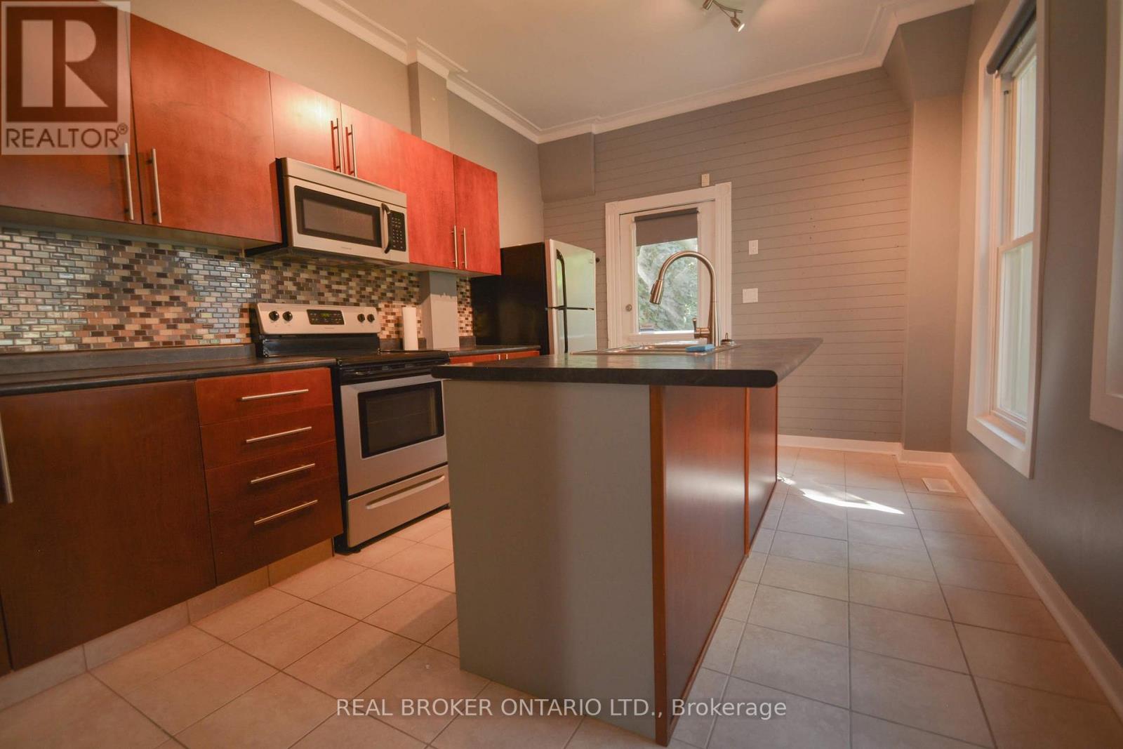 132 Grant Avenue, Hamilton, Ontario  L8N 2X7 - Photo 11 - X13452298