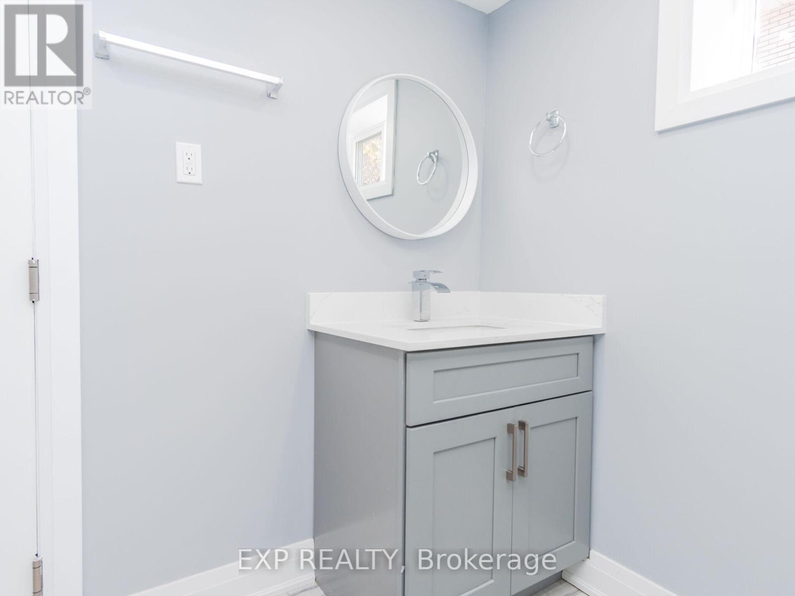 2 - 124 Upper Paradise Road, Hamilton, Ontario  L9C 5B8 - Photo 15 - X13452390