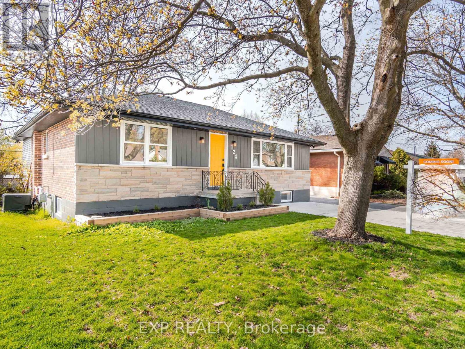 2 - 124 Upper Paradise Road, Hamilton, Ontario  L9C 5B8 - Photo 3 - X13452390