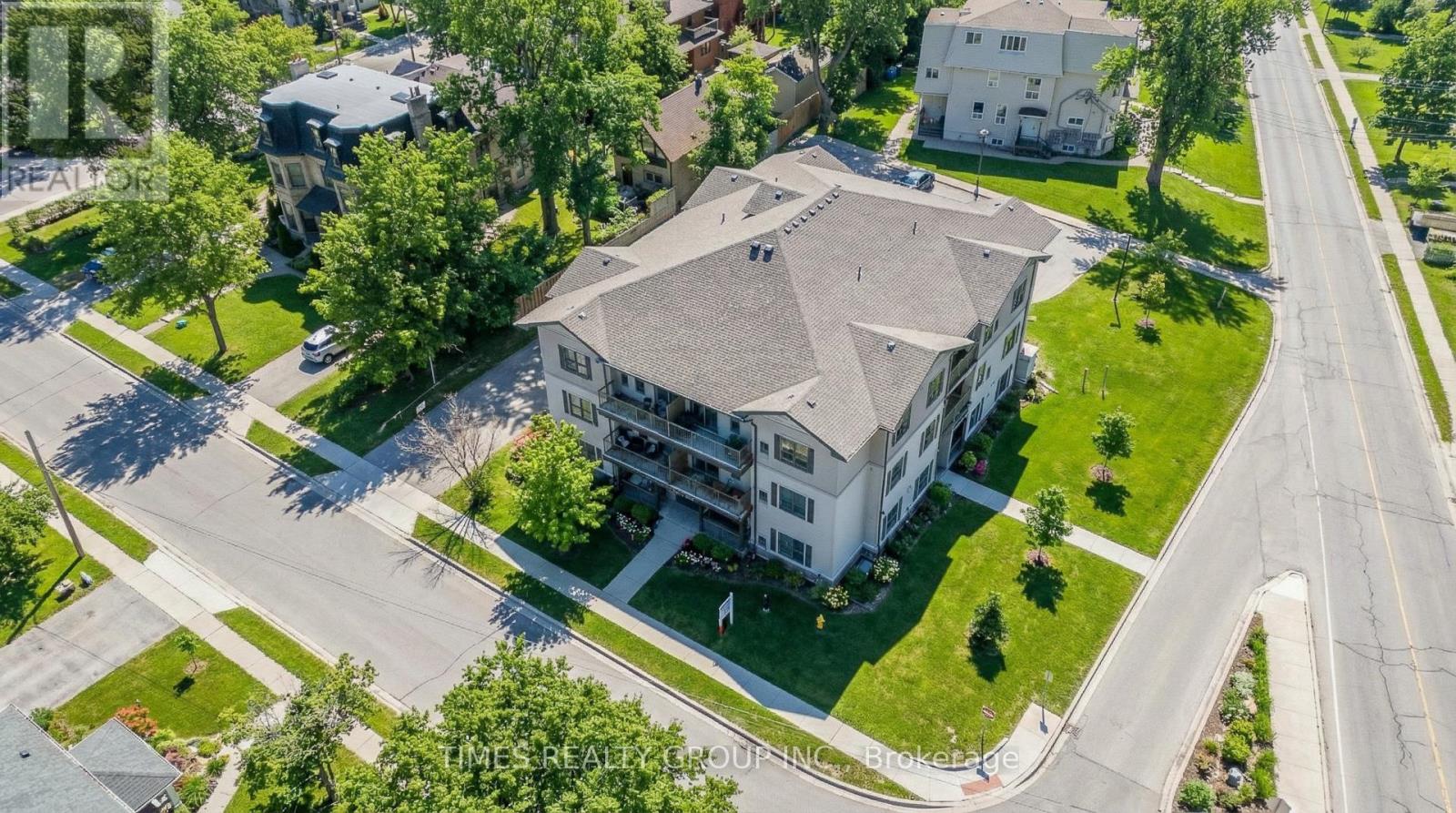 203 - 369 HUNTER STREET W, Peterborough, Ontario