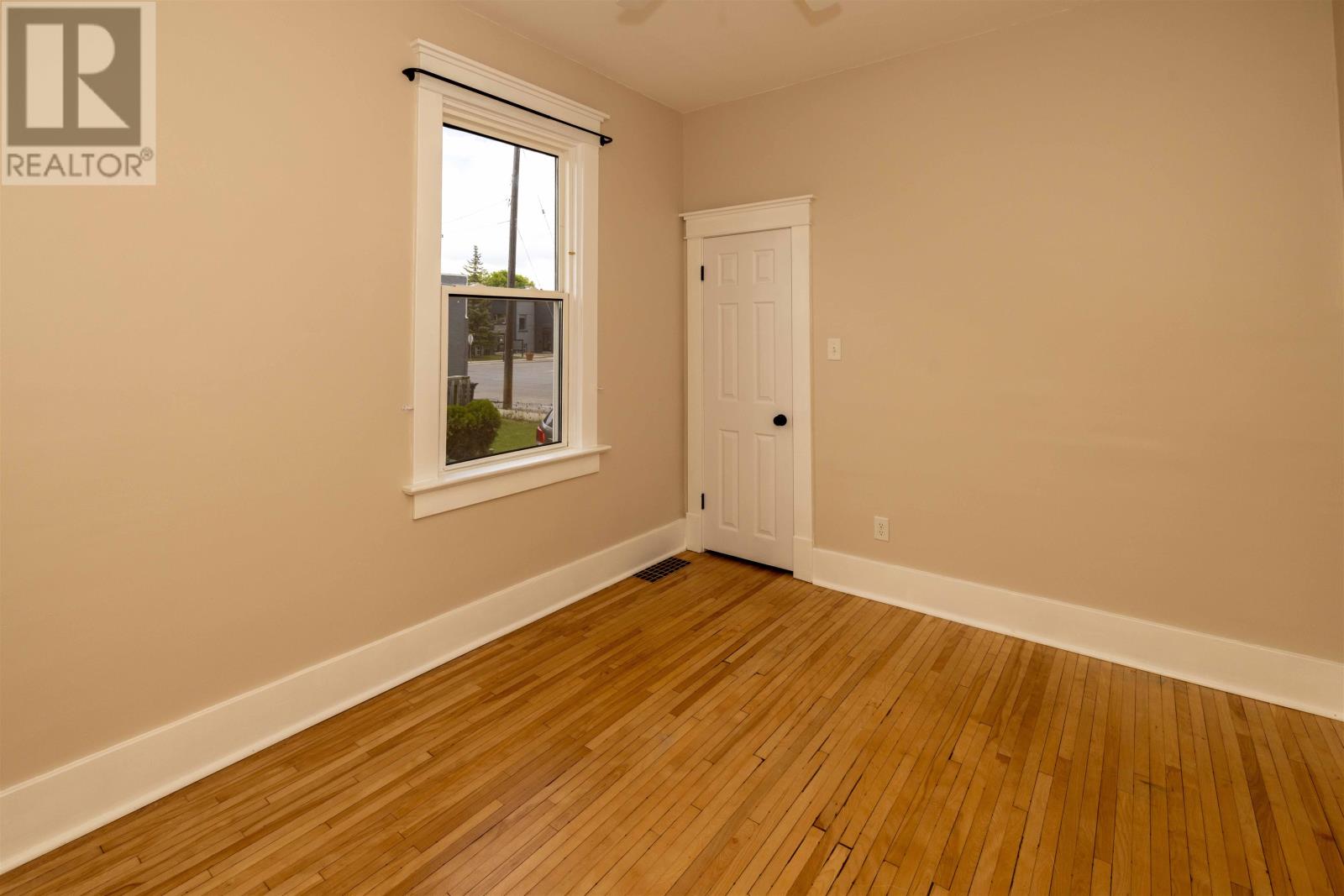 1209 Brown St, Thunder Bay, Ontario  P7E 2M3 - Photo 7 - TB2601539