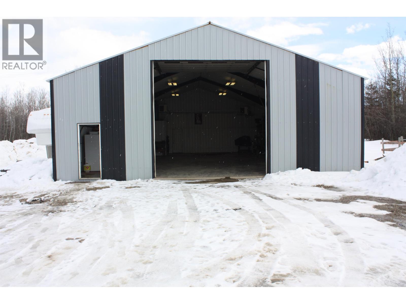 2291 Cecil Lake Road, Fort St. John, British Columbia  V0C 1G0 - Photo 3 - R3112981