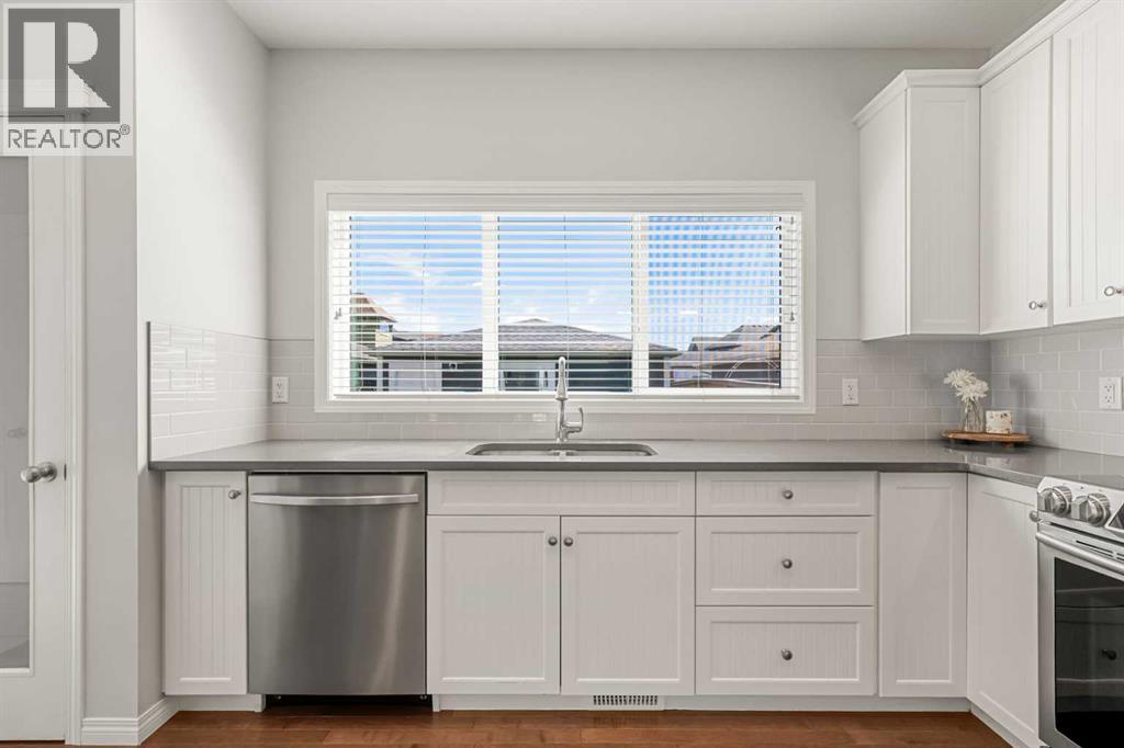393 Marquis Heights Se, Calgary, Alberta  T3M 2A7 - Photo 14 - A2310994