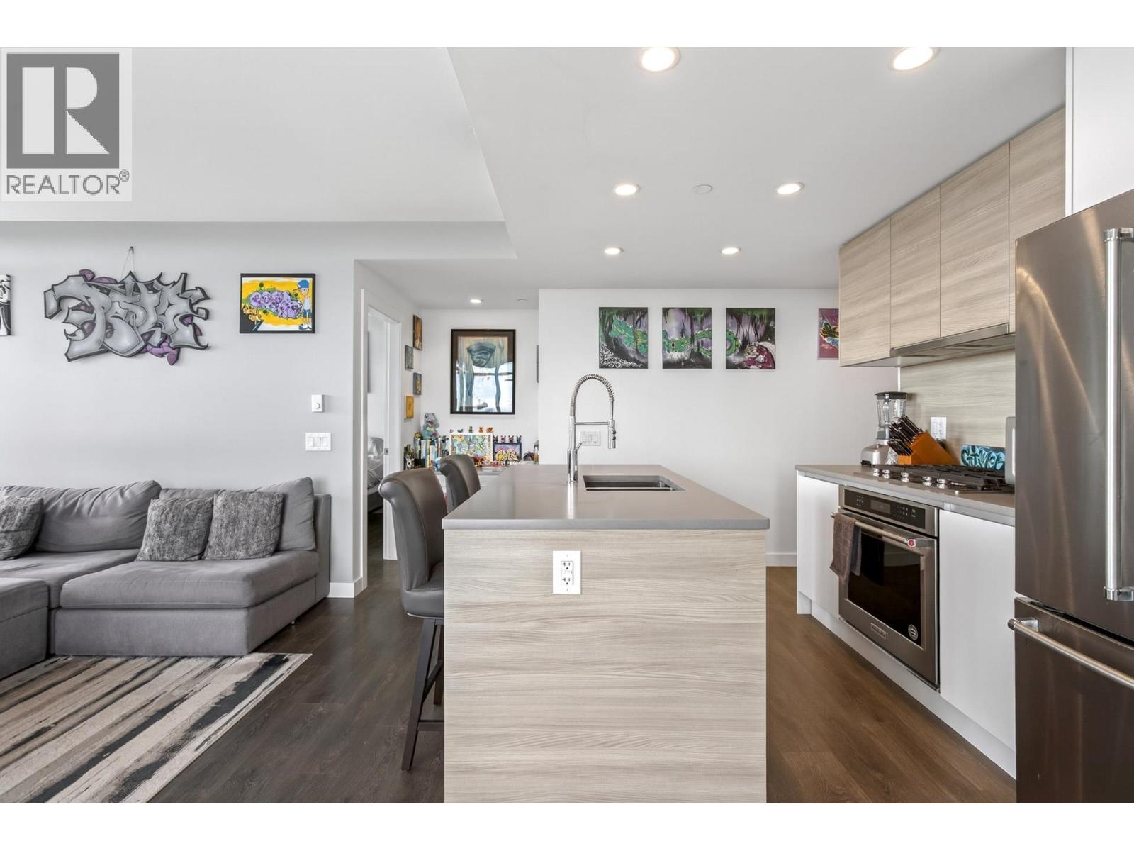 3207 657 Whiting Way, Coquitlam, British Columbia  V3J 0J6 - Photo 8 - R3136565