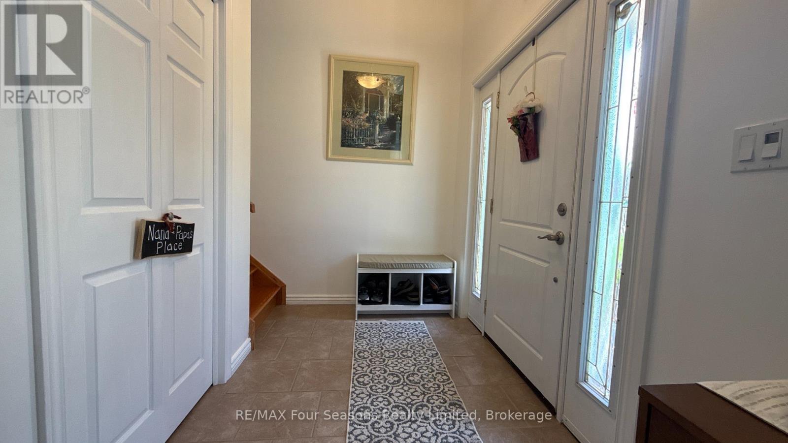 397 Falconer Street, Saugeen Shores, Ontario  N0H 2C2 - Photo 3 - X13452500