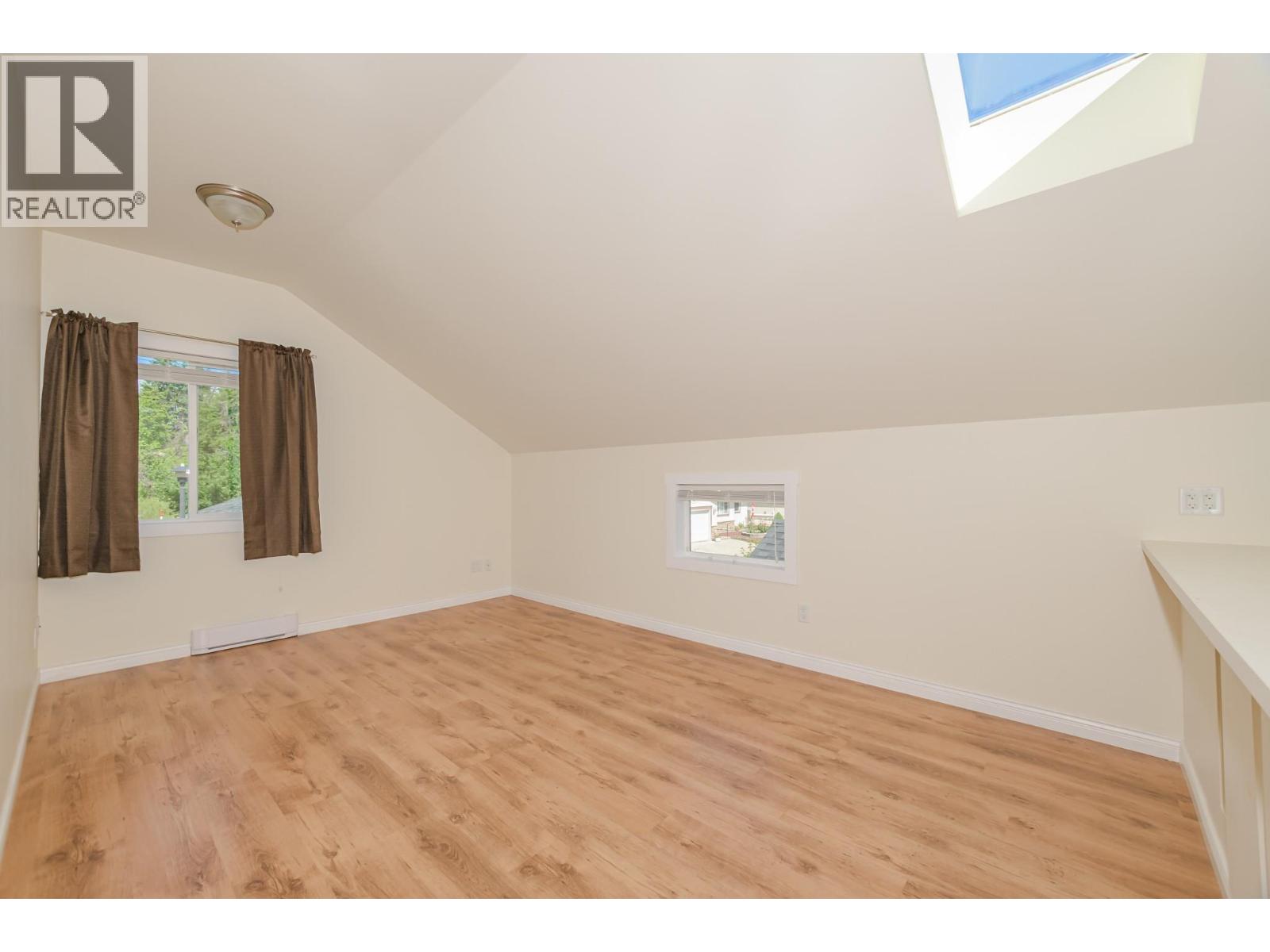 801 20 Street NE Unit# #28, Salmon Arm, British Columbia  V1E 2R7 - Photo 30 - 10391126