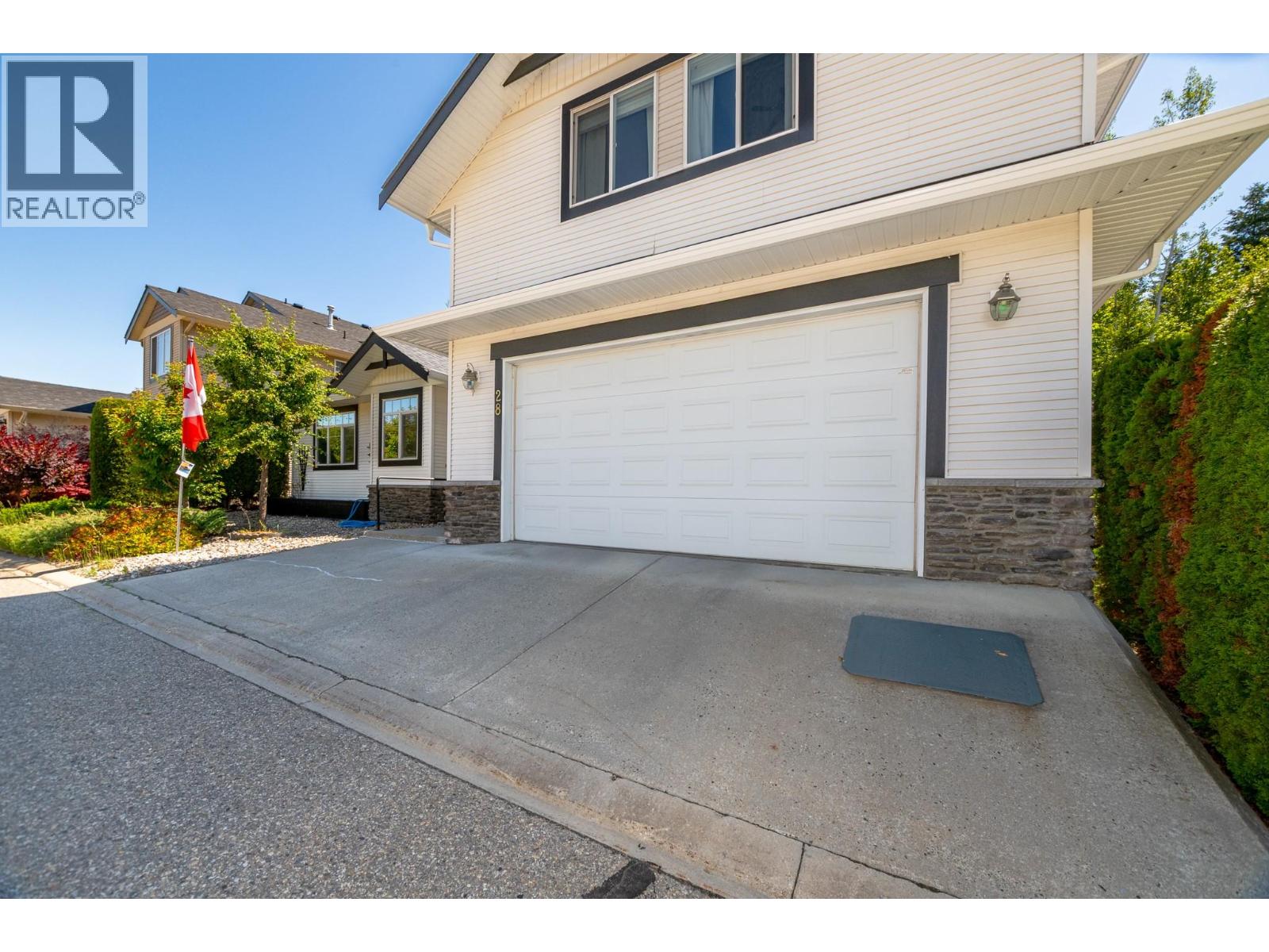 801 20 Street NE Unit# #28, Salmon Arm, British Columbia  V1E 2R7 - Photo 3 - 10391126