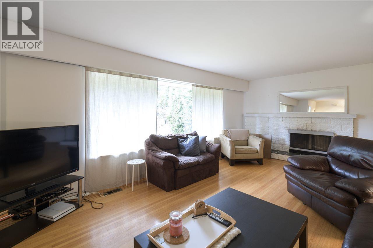 4965 8a Avenue, Delta, British Columbia V4M 1T2 - Photo 6 - R3136549