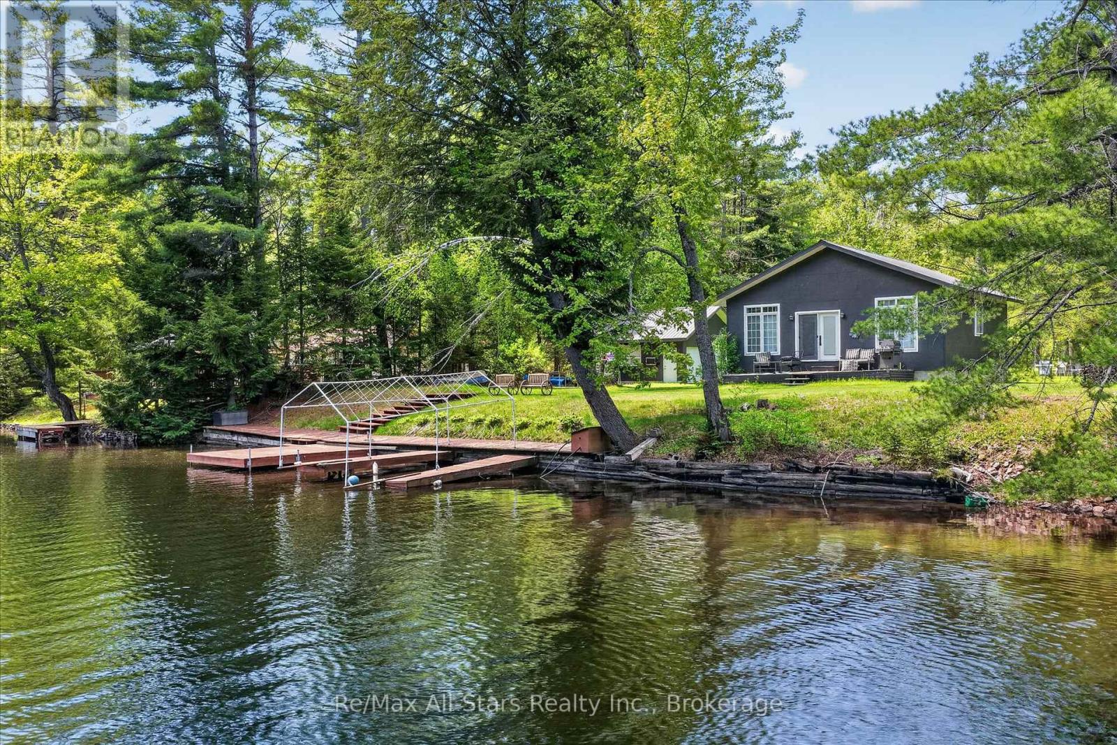 24 Relax Avenue, Kawartha Lakes, Ontario  K0M 2L0 - Photo 3 - X13212460