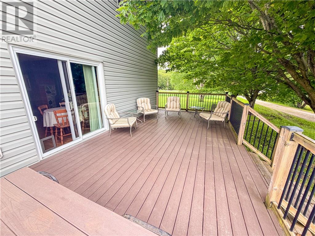 209 Cress, Mindemoya, Ontario  P0P 1S0 - Photo 14 - 2128600