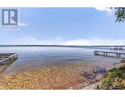 26 LAKE STREET, Kawartha Lakes, Ontario