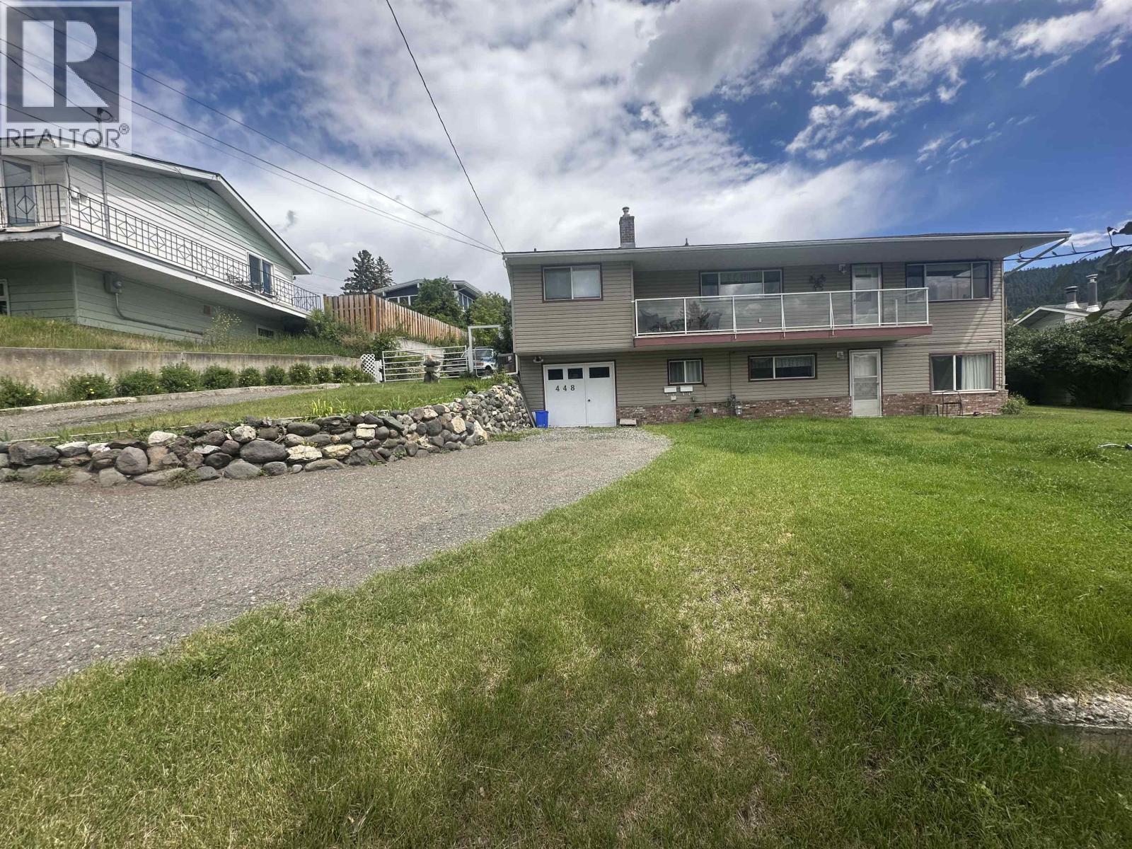 448 N 6TH AVENUE
