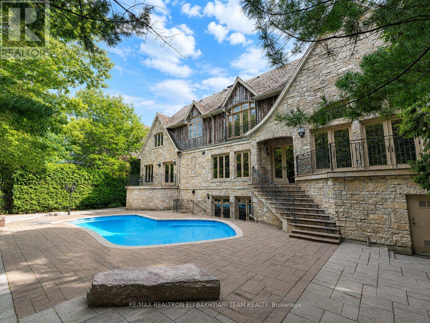 14 St Margarets Drive, Toronto, Ontario  M4N 3E5 - Photo 45 - C13070806