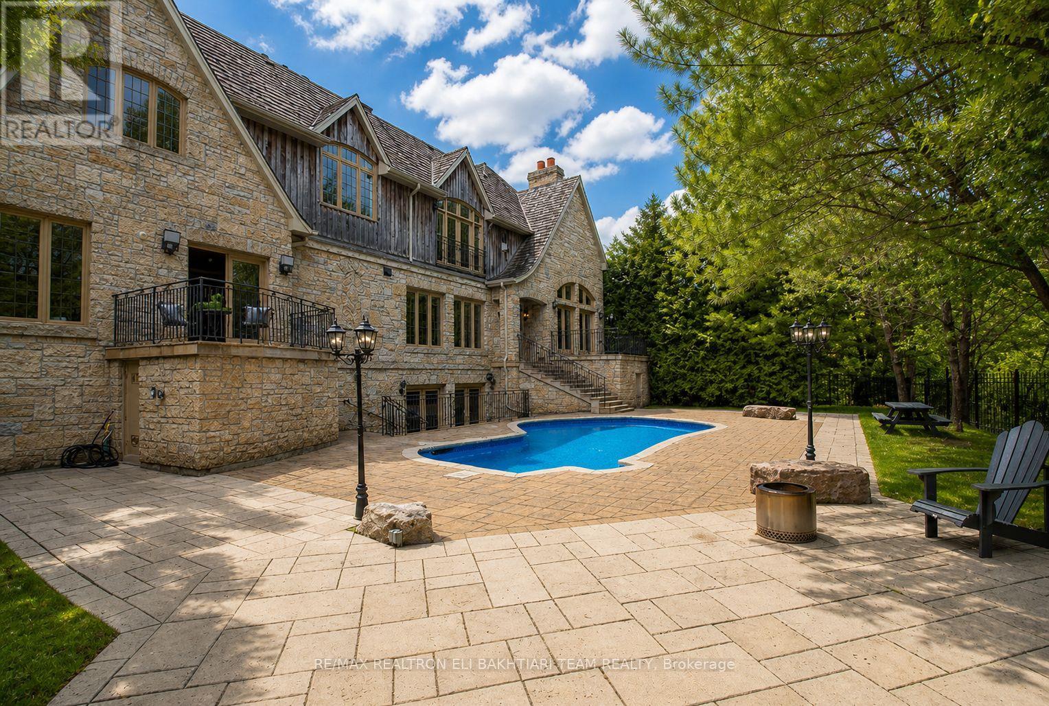 14 St Margarets Drive, Toronto, Ontario  M4N 3E5 - Photo 47 - C13070806