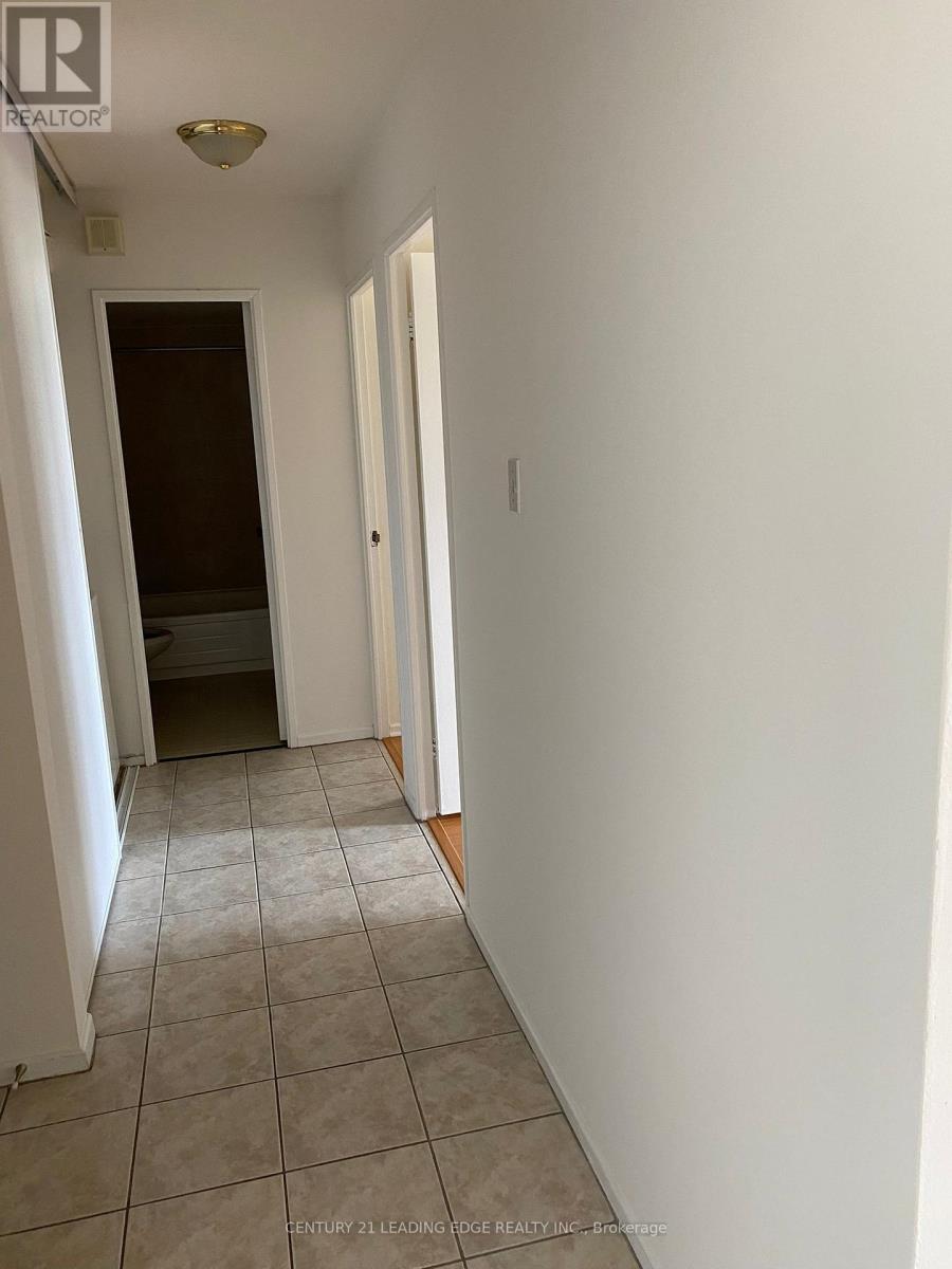 1614 - 177 Linus Road, Toronto, Ontario M2J 4S5 - Photo 5 - C13447992