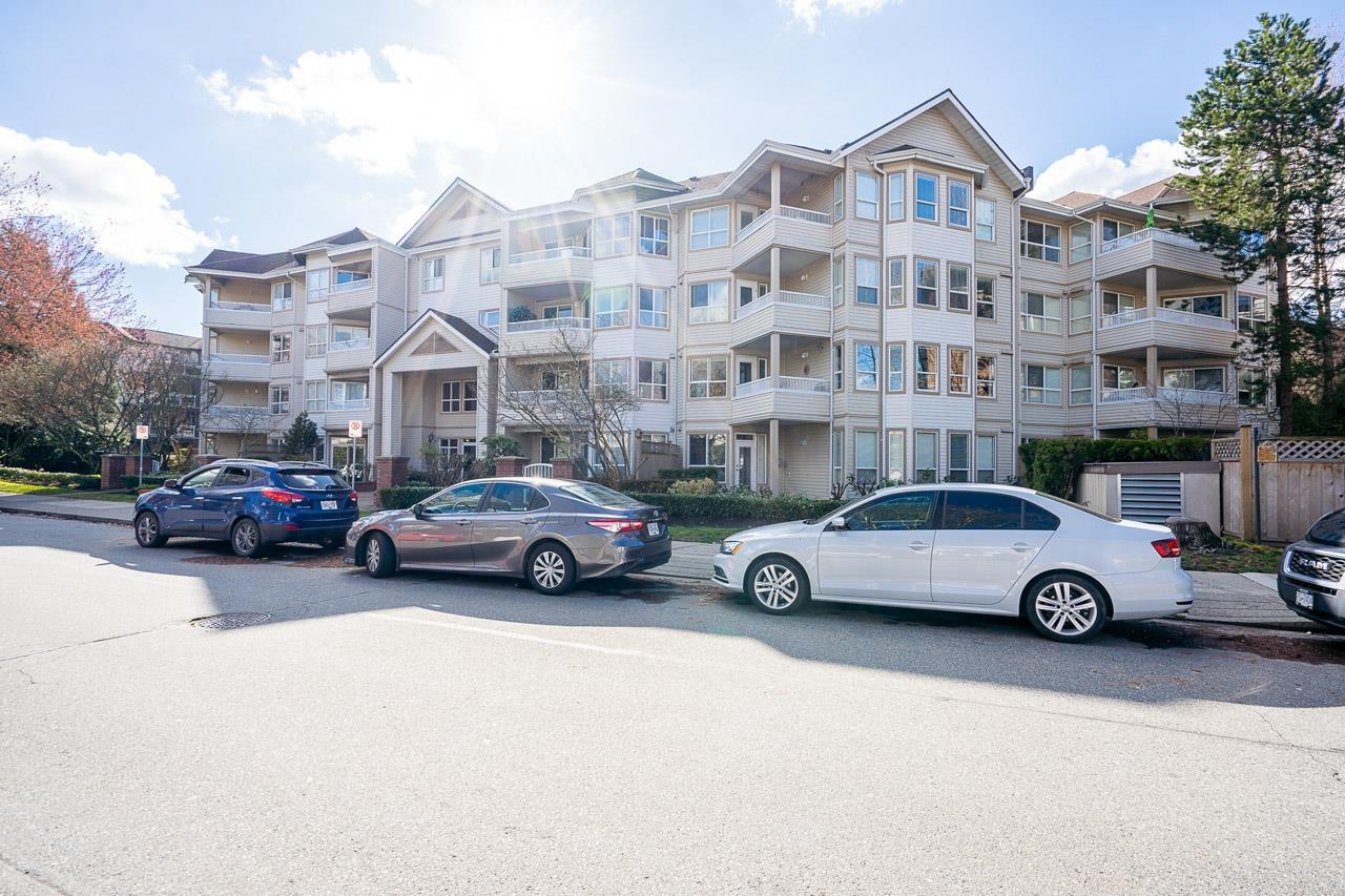 406 8139 121a Street, Surrey, British Columbia  V3W 0Z2 - Photo 3 - R3132807