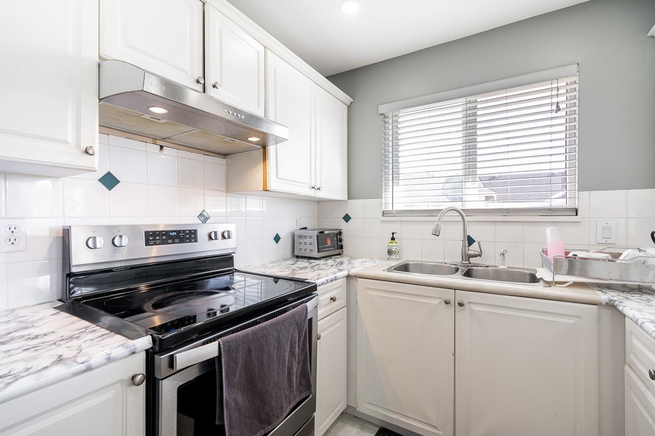 406 8139 121a Street, Surrey, British Columbia  V3W 0Z2 - Photo 15 - R3132807