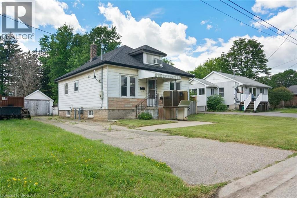 24 Park Road N, Brantford, Ontario  N3S 6T2 - Photo 2 - 40840477