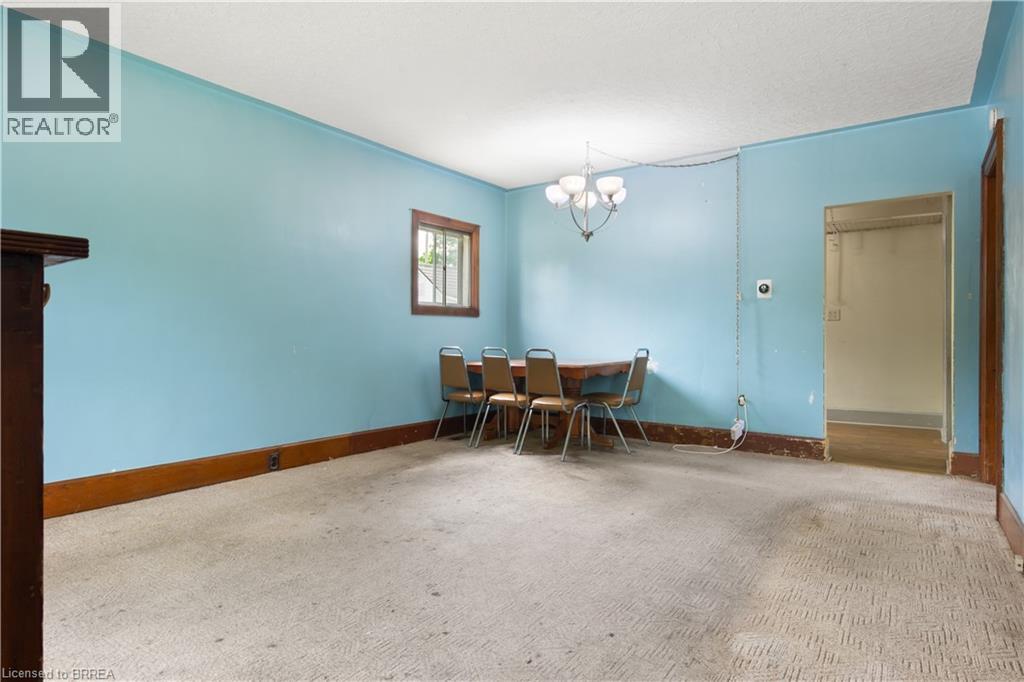 24 Park Road N, Brantford, Ontario  N3S 6T2 - Photo 4 - 40840477