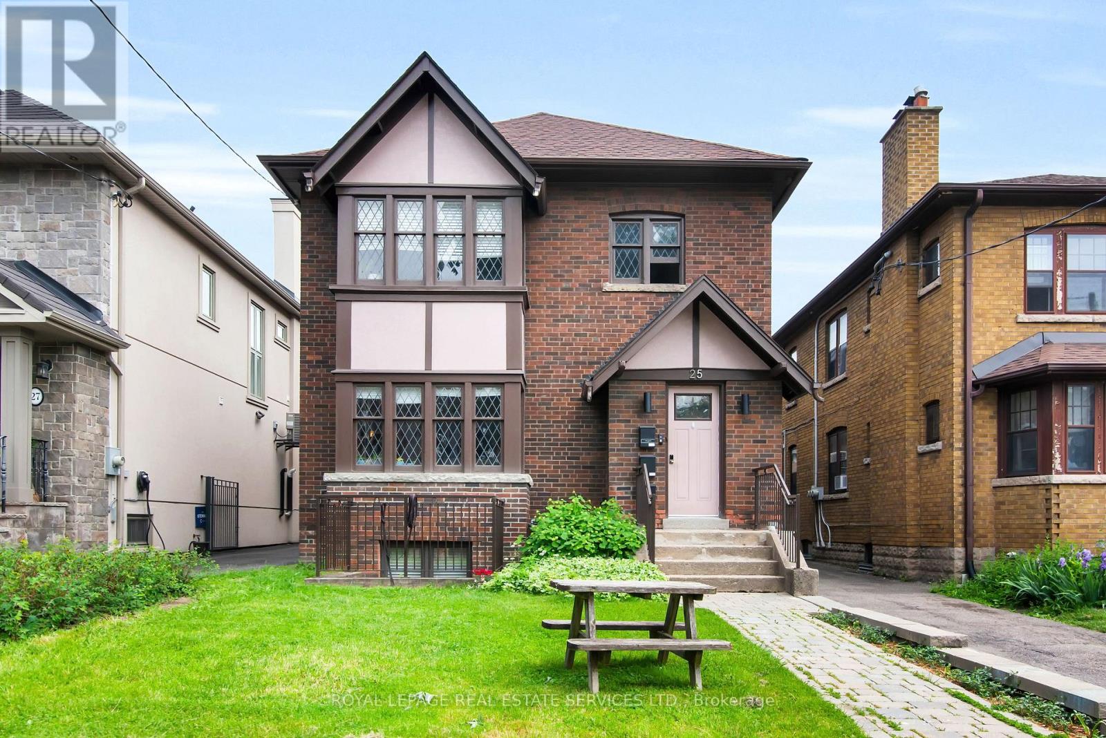 MAIN - 25 BRAEMAR AVENUE, Toronto, Ontario