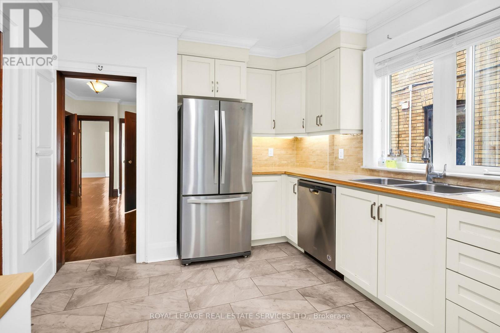 Main - 25 Braemar Avenue, Toronto, Ontario  M5P 2L1 - Photo 17 - C13452580