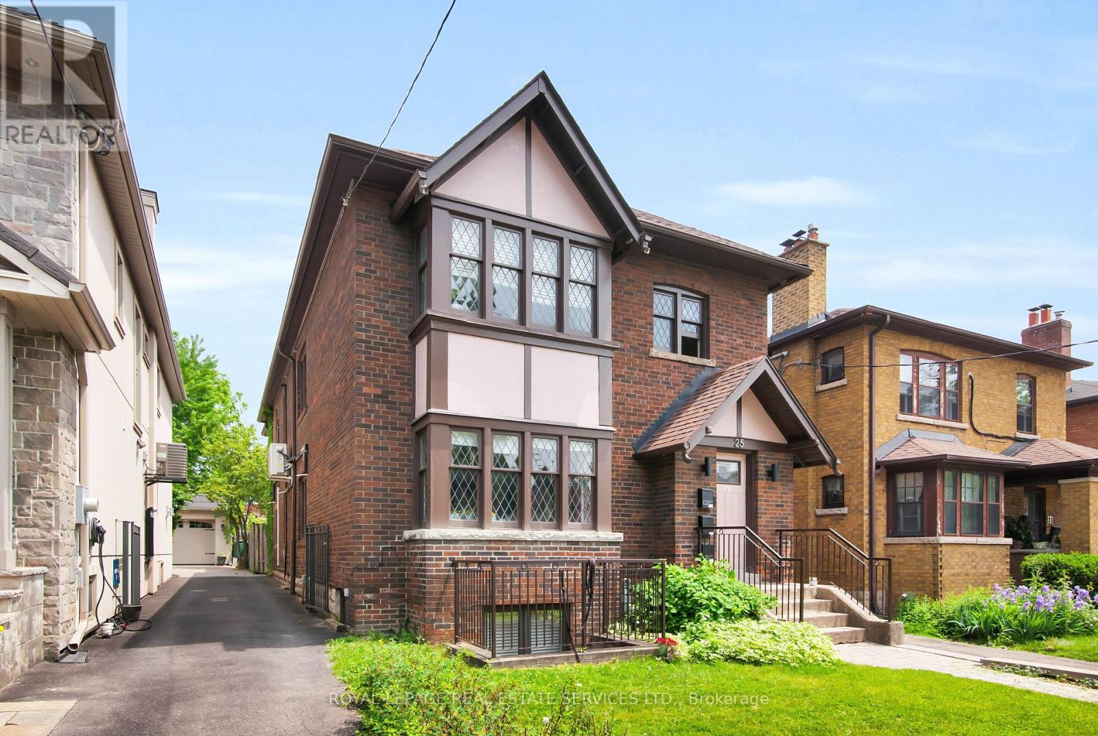 Main - 25 Braemar Avenue, Toronto, Ontario  M5P 2L1 - Photo 3 - C13452580