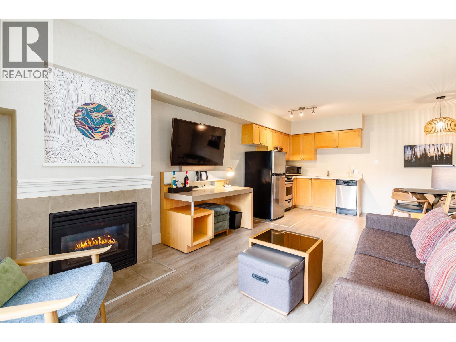 2318/20 4308 Main Street, Whistler, British Columbia  V8E 1A9 - Photo 5 - R3136395