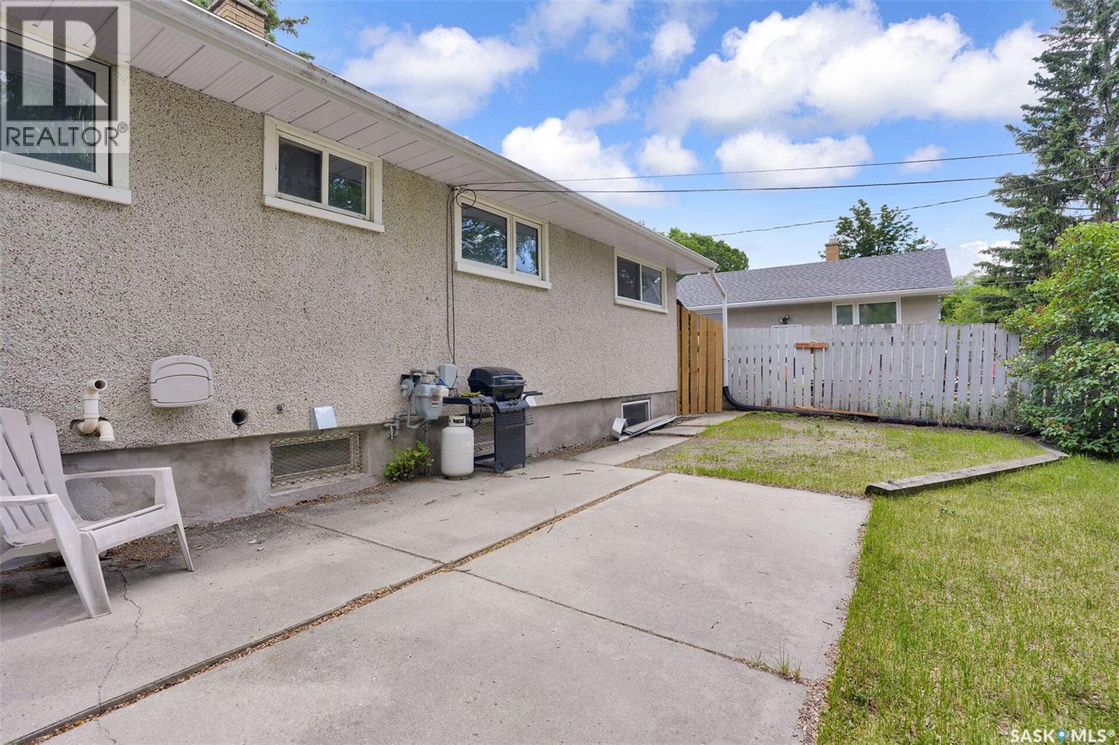12 Birchwood Road, Regina, Saskatchewan  S4S 5N2 - Photo 35 - SK039629