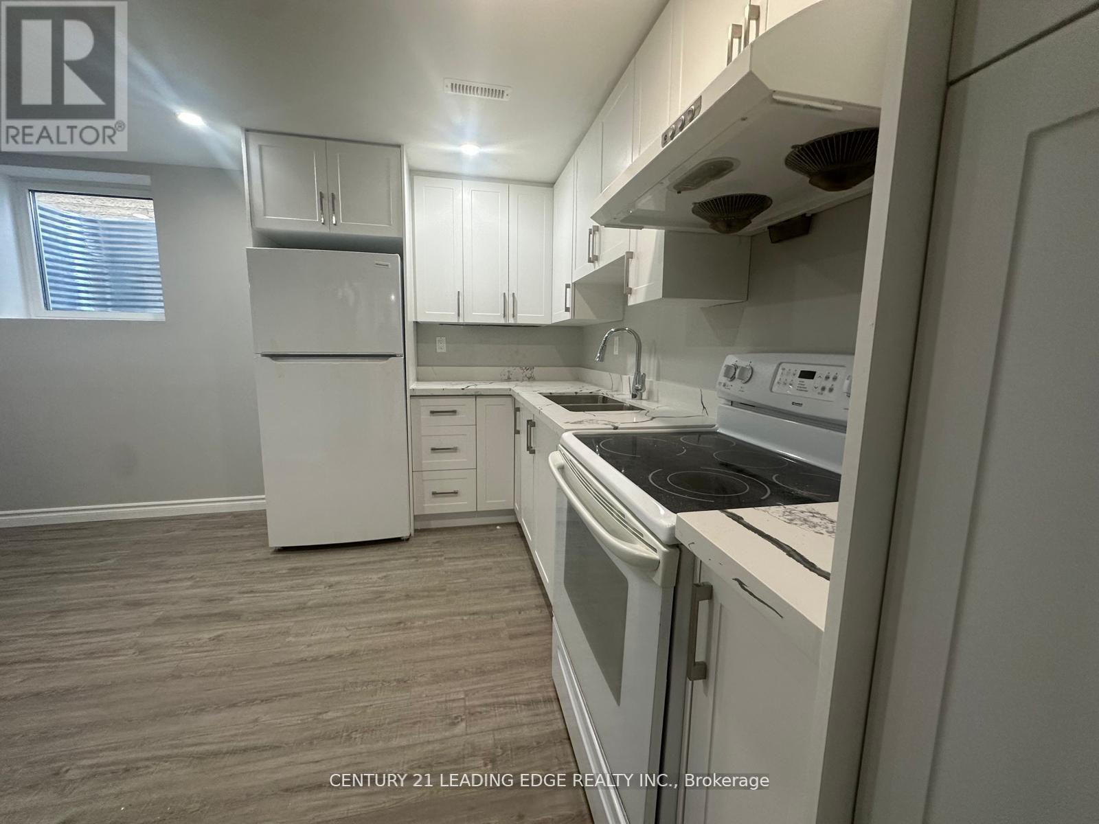 Bsmt - 618 Beckworth Square, Pickering, Ontario L1V 3K4 - Photo 6 - E13452608