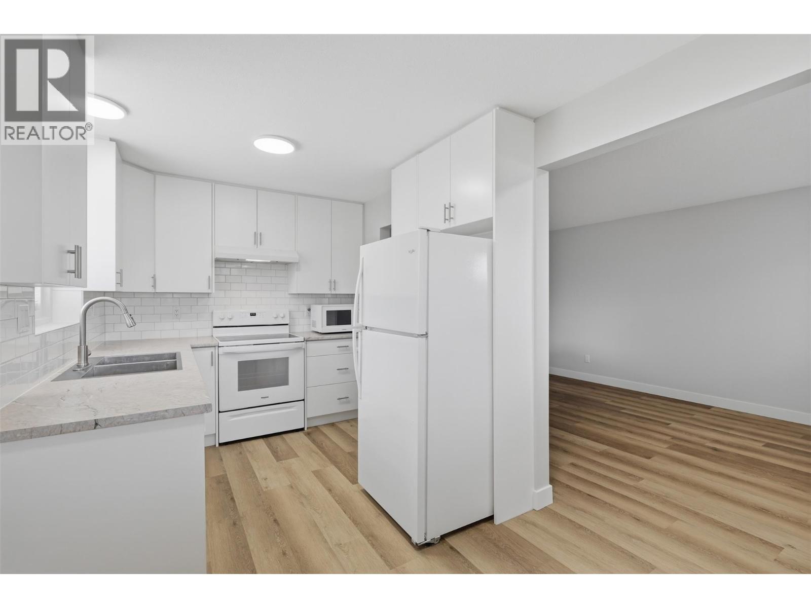 1320 Selkirk Avenue Unit# 1, Kamloops, British Columbia  V2B 1V7 - Photo 17 - 10391446