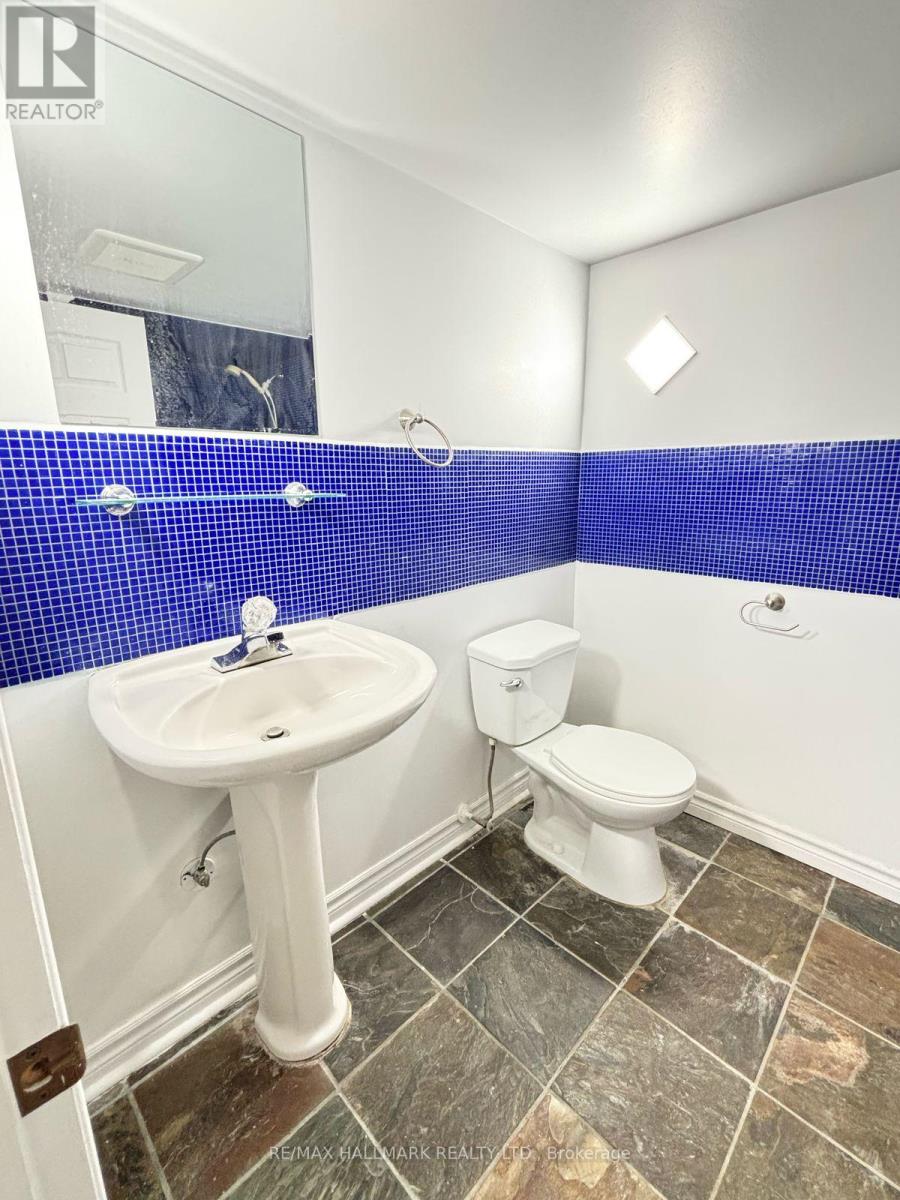 410 Clearmeadow Boulevard, Newmarket, Ontario  L3X 2C7 - Photo 11 - N13452566
