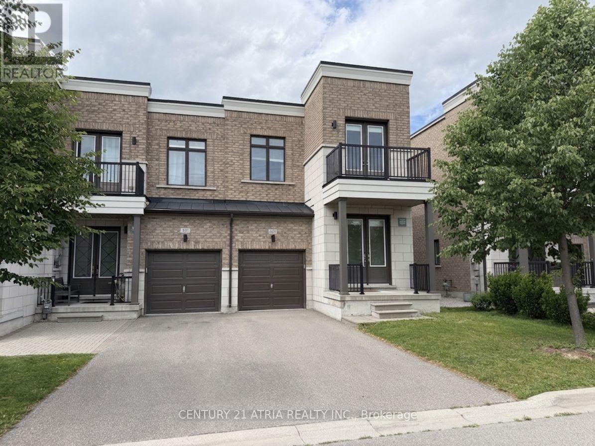 405 ELYSE COURT, Aurora, Ontario