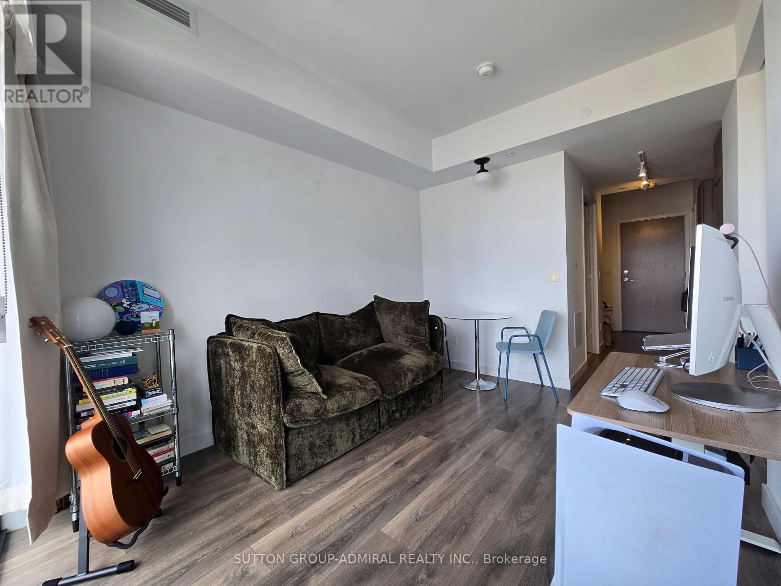 1802 - 215 Queen Street W, Toronto, Ontario  M5V 0P5 - Photo 6 - C13451006