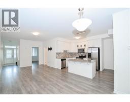 10 DAYLILY Lane, Kitchener, Ontario