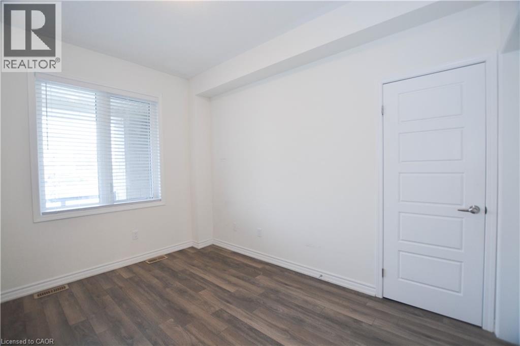 10 Daylily Lane, Kitchener, Ontario  N2R 0L7 - Photo 6 - 40832115