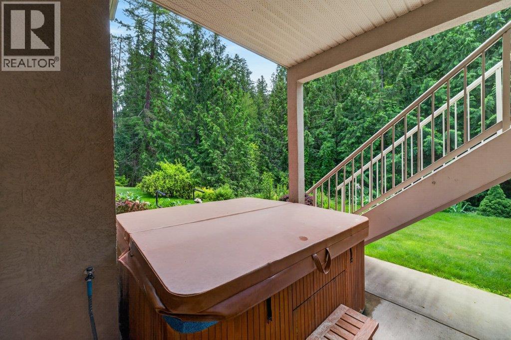 2470 24 Avenue NE, Salmon Arm, British Columbia  V1E 3Y4 - Photo 91 - 10390887