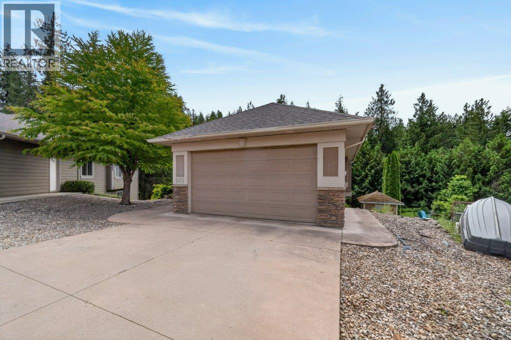 2470 24 Avenue NE, Salmon Arm, British Columbia  V1E 3Y4 - Photo 7 - 10390887