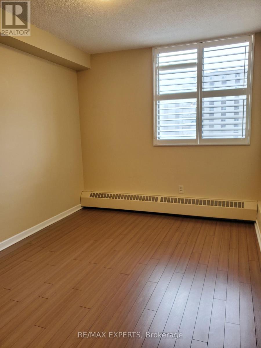 804 - 2542 Argyle Road, Mississauga, Ontario  L4B 2H5 - Photo 11 - W12747336