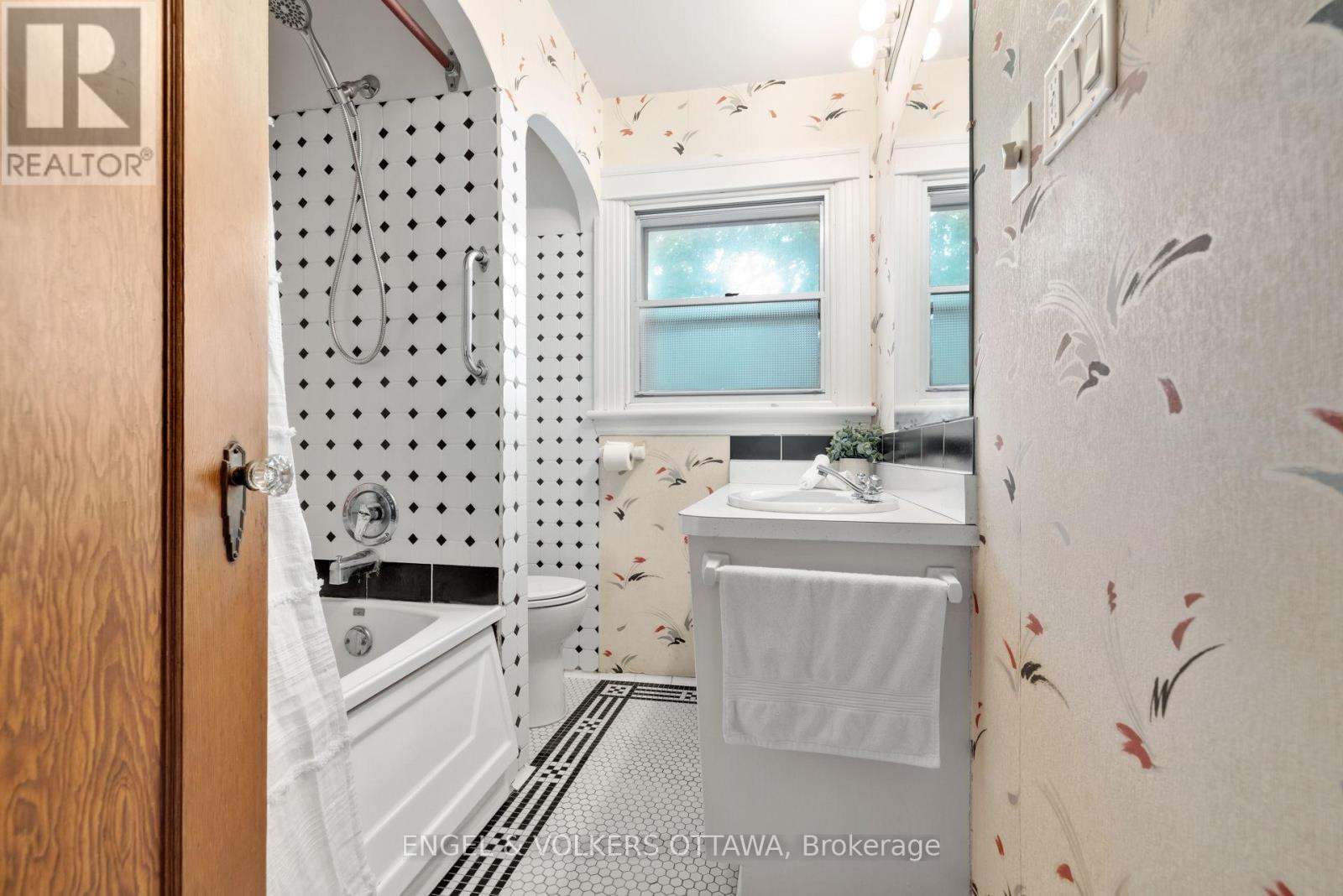 54 Glendale Avenue, Ottawa, Ontario  K1S 1W4 - Photo 27 - X13452900