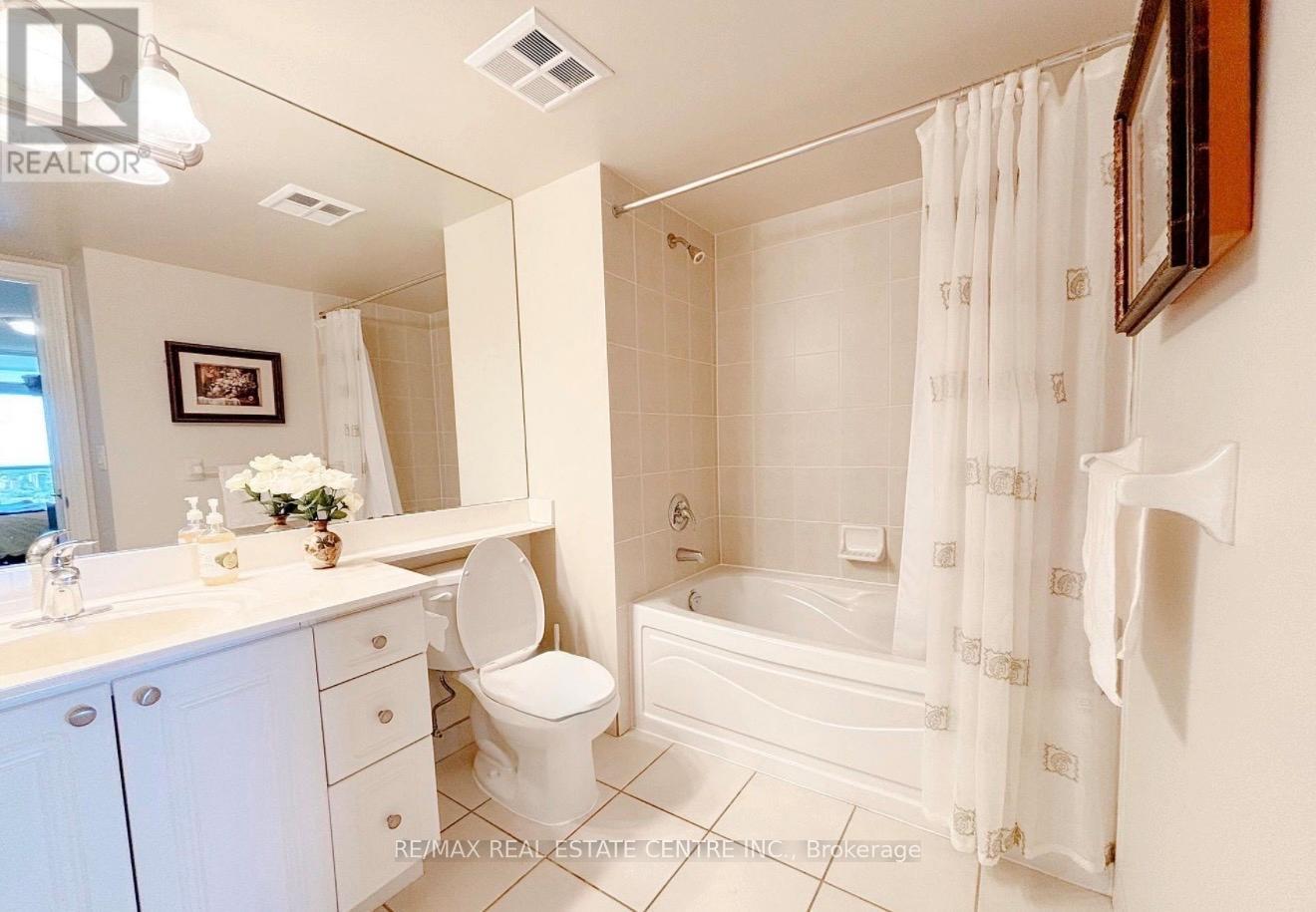 1415 - 3880 Duke Of York Boulevard, Mississauga (City Centre), Ontario  L5B 4M7 - Photo 10 - W13452552