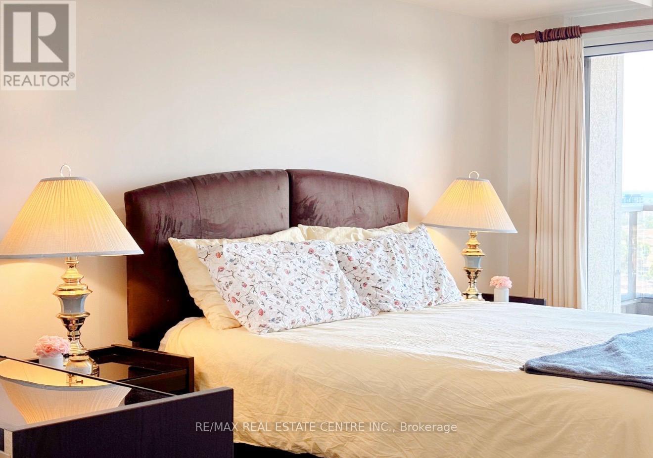 1415 - 3880 Duke Of York Boulevard, Mississauga (City Centre), Ontario  L5B 4M7 - Photo 8 - W13452552