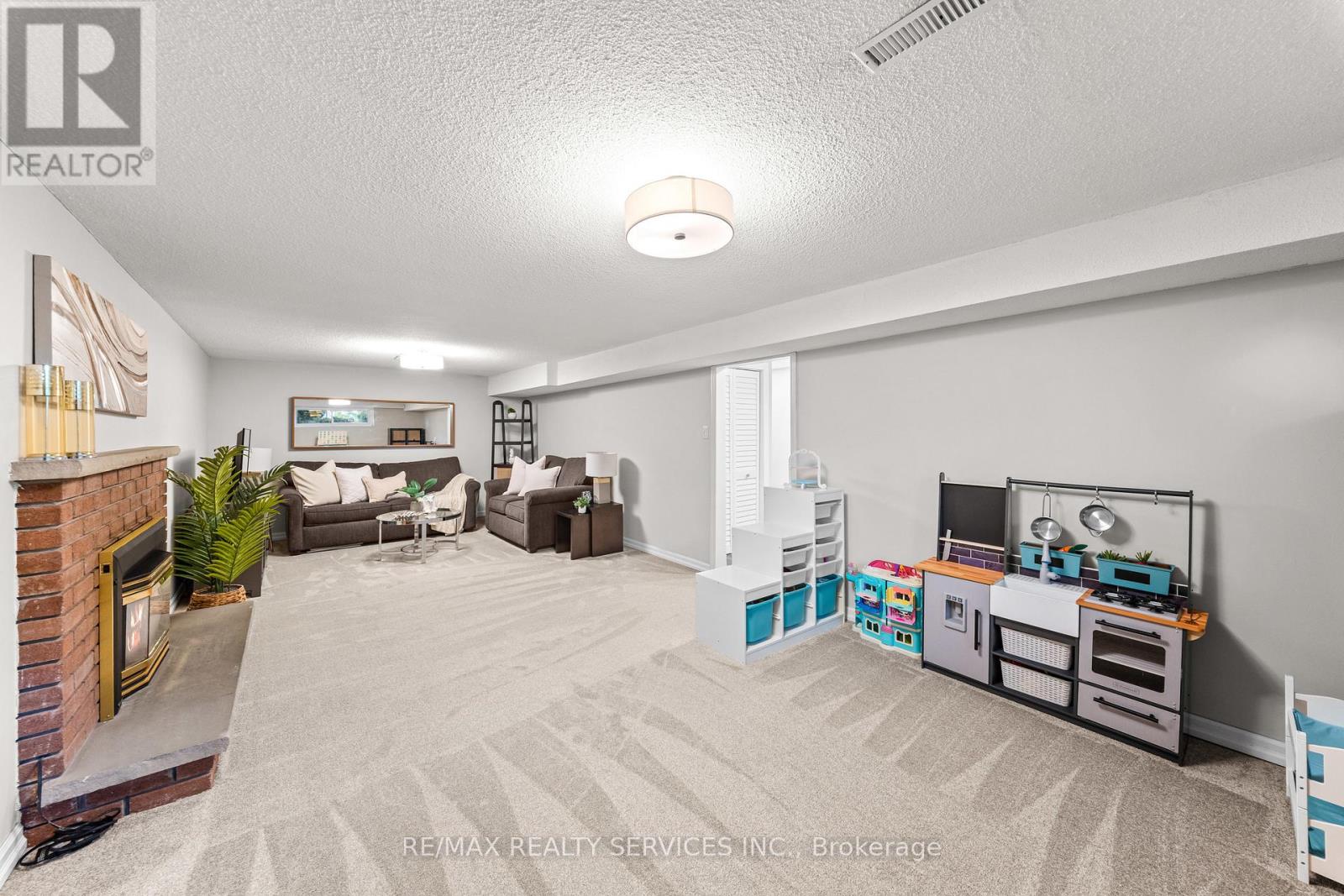20 Linkdale Road, Brampton, Ontario  L6V 2Y4 - Photo 37 - W13452598