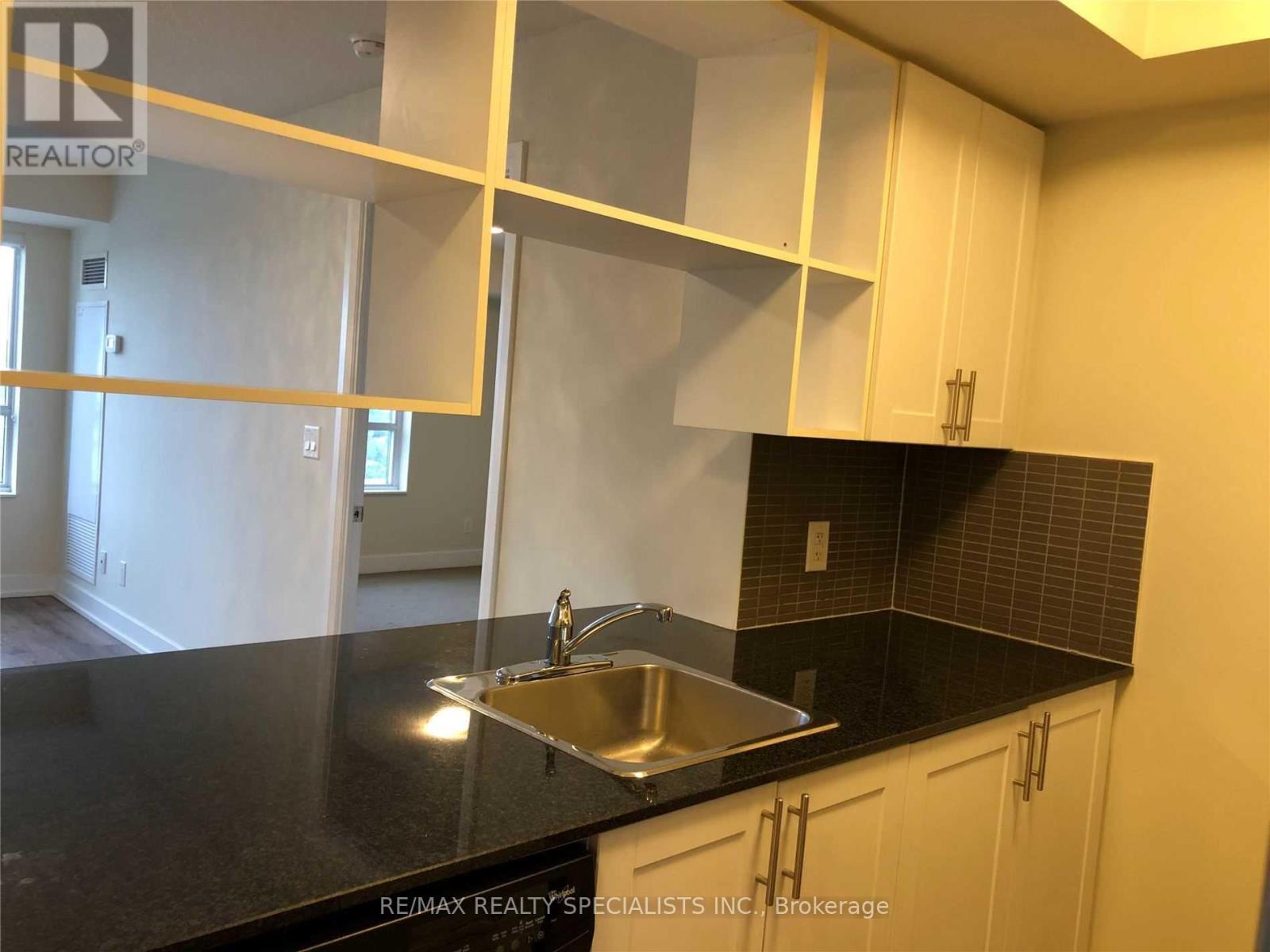 1007 - 6 Eva Road, Toronto, Ontario M9C 5H7 - Photo 11 - W13452600