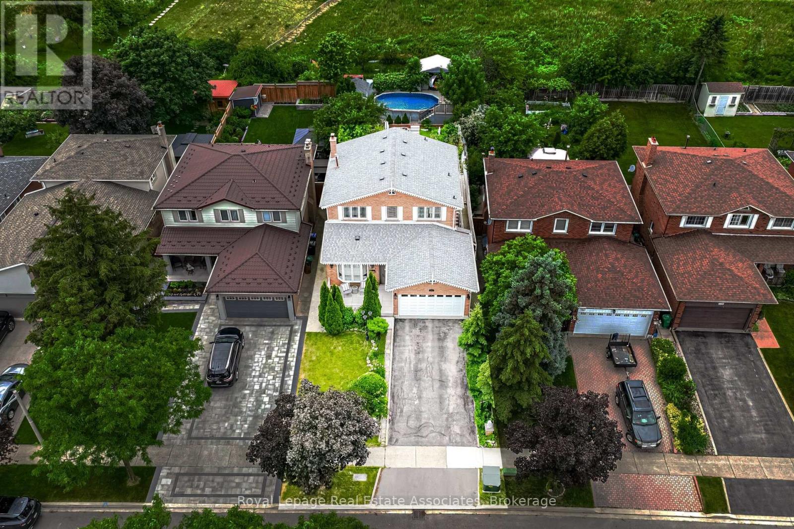 1311 Underwood Drive, Mississauga, Ontario  L4W 3M9 - Photo 13 - W13452604
