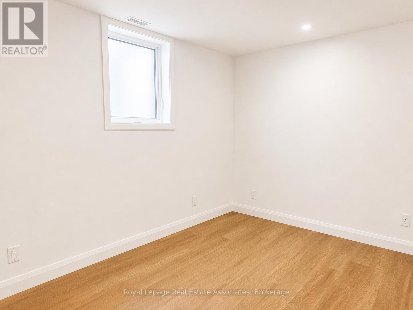 1 - 17 White Avenue, Toronto, Ontario  M6N 1S7 - Photo 9 - W13452614