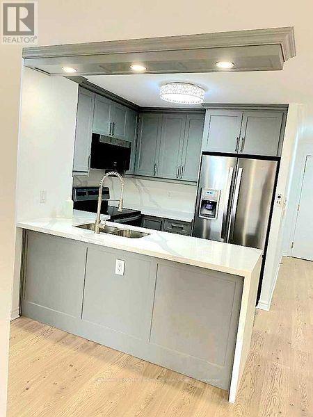 1008 - 35 Kingsbridge Garden Circle, Mississauga, Ontario  L5R 3Z5 - Photo 10 - W13452630